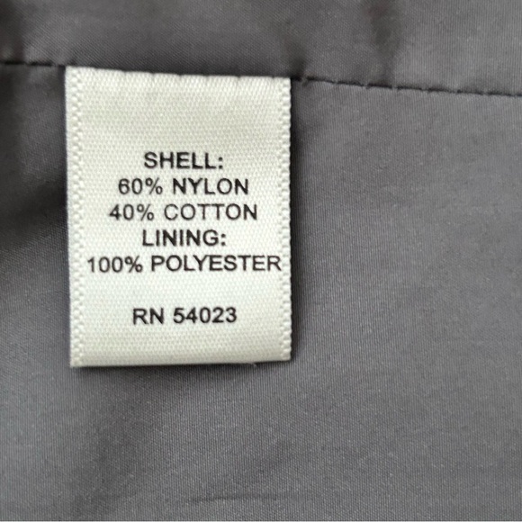 Banana Republic Lightweight Full Zipper Jacket - Picture 6 of 6